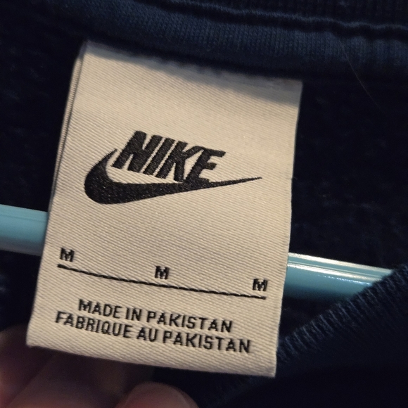 Nike Women's Blue Cropped Sweater - Picture 3 of 6